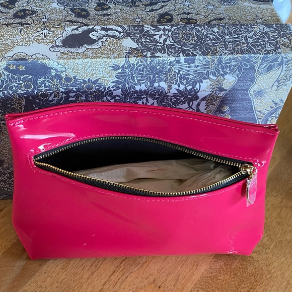 Brand New Yves Saint Laurent Make-Up, Toiletry, Pencil Pouch. - Picture 4 of 6